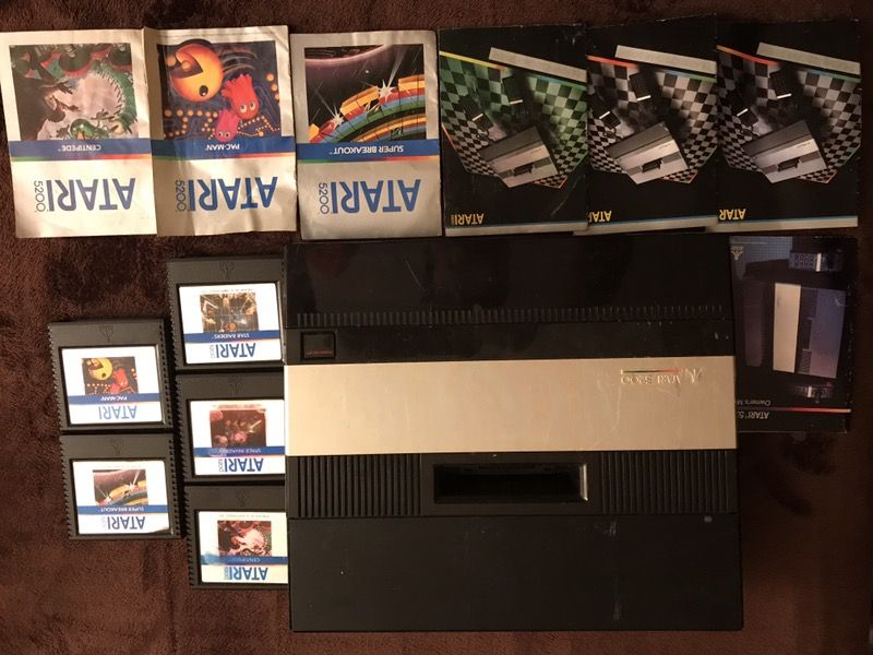 Atari 5200 with 5 games
