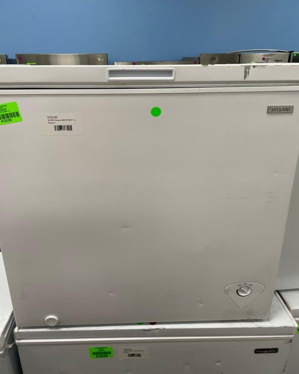 MAGIC CHEF HMCF7W4 7.0 cu. ft. Chest Freezer WN L9