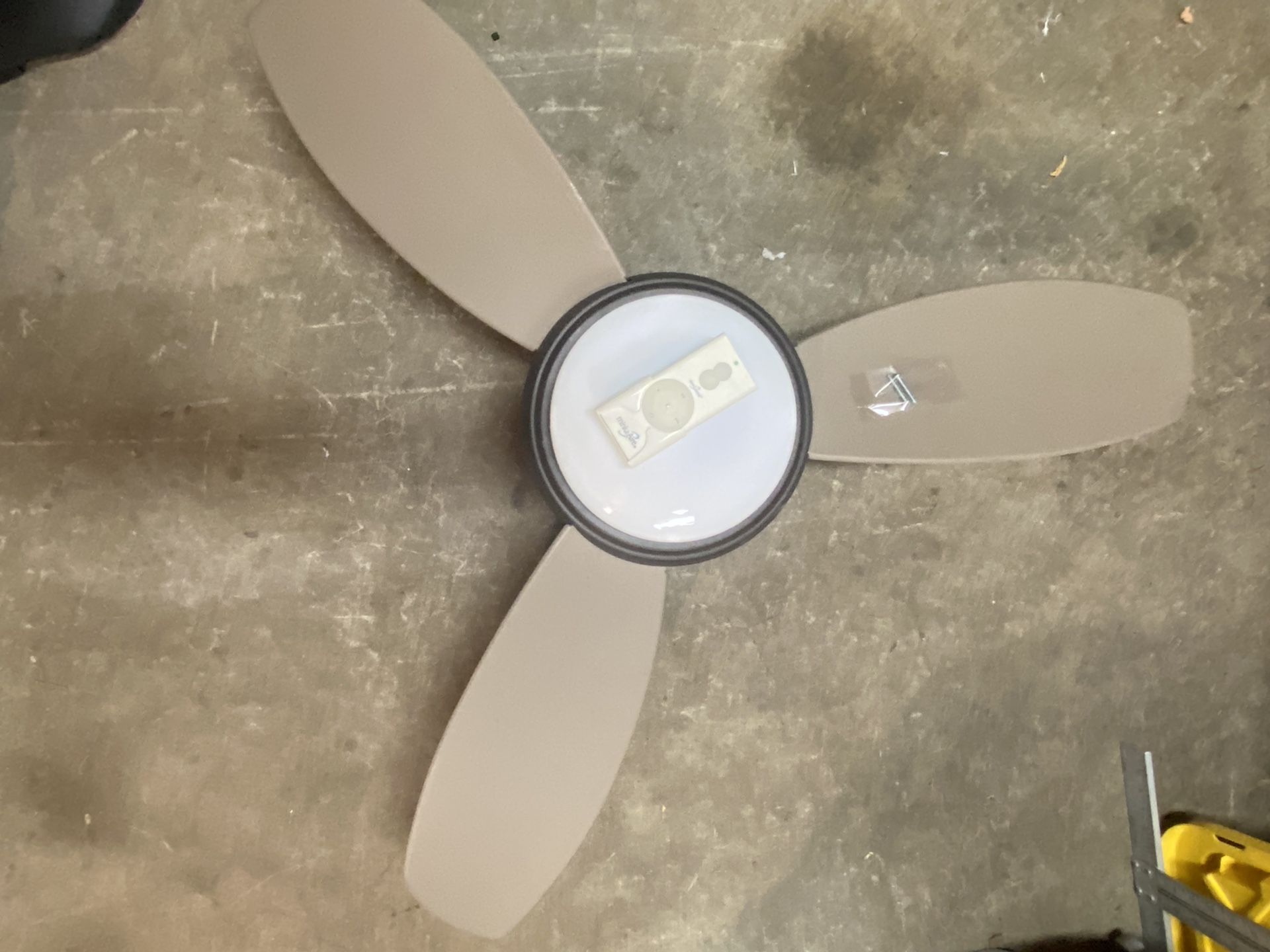 Minke Aire Concept II Bronze Flush mount LED Fan With And Remote