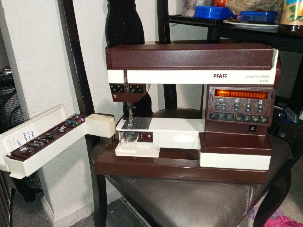 Pfaff 1469 sewing machine