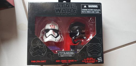Star Wars: Titanium Series; The Black Series Collectibles