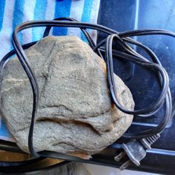 A   Snake  Heat. Rock