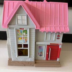 Fisher-Price Little People Toddler Toy Big Helpers Home Playset with Music Lights & Figures for Preschool Pretend