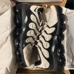 Nike Vapor Max Air Orewood - Size 10 - New Brand New Comes With Original Box 