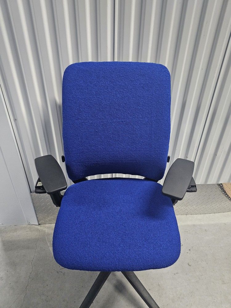 Steelcase Amia Office Chair for Sale in Orlando, FL OfferUp