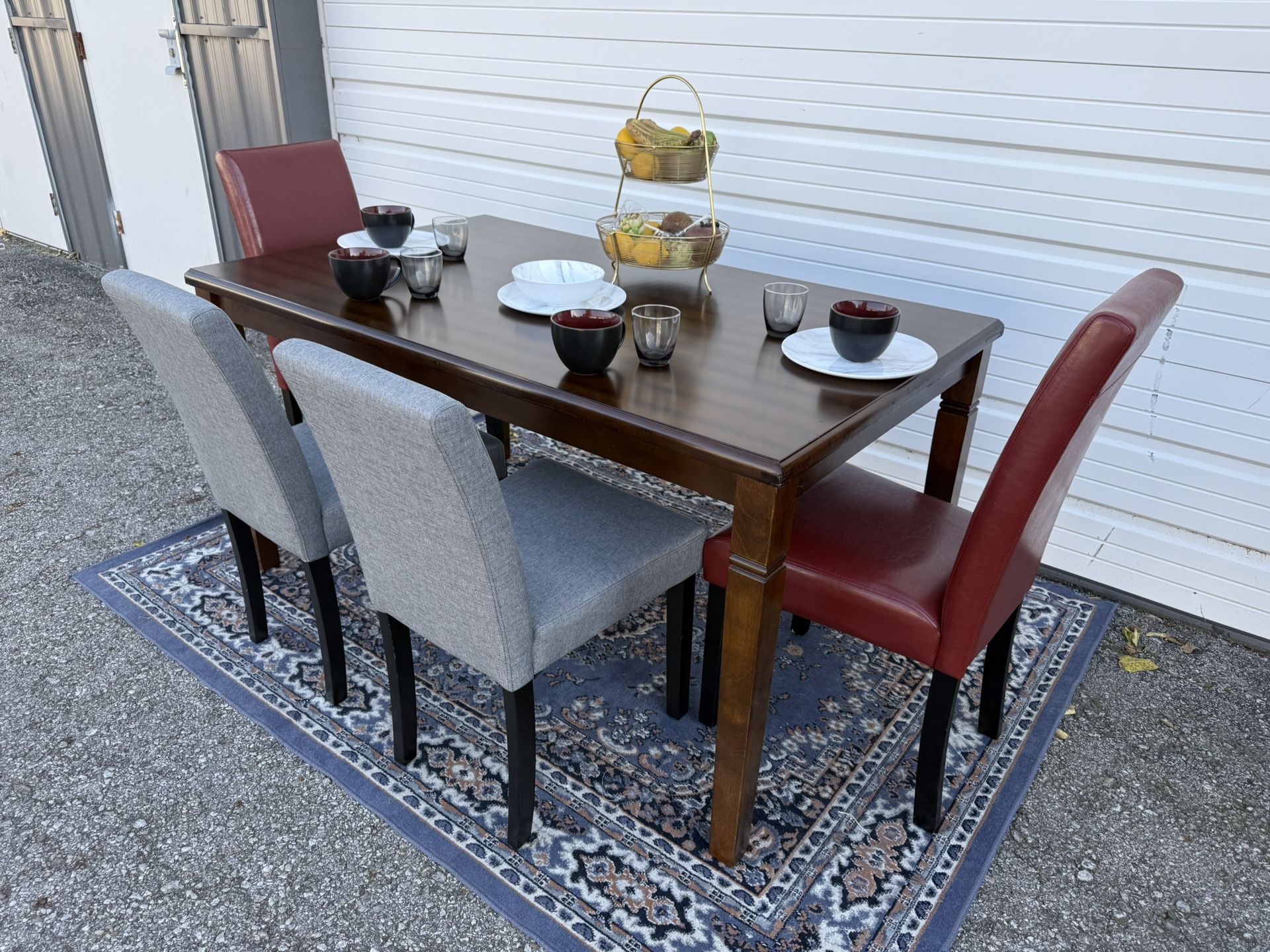 Kitchen Dining Table And Chairs