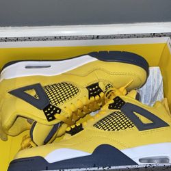Jordan 4 Retro Lighting