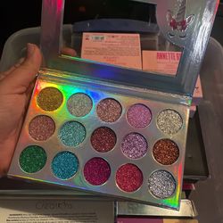 Unicorn Glitter Eyeshadow Palette 
