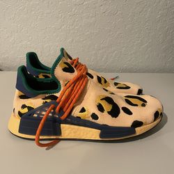 Men’s Adidas X Pharrell Williams  NMD Animal Print- Pulse Amber Size 9.5