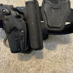 Bianchi belt and accessories 