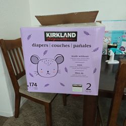 Kirkland Size 2 Diapers 