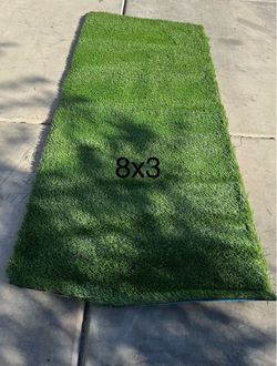 New artificial grass 8x3ft