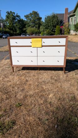Free Dresser