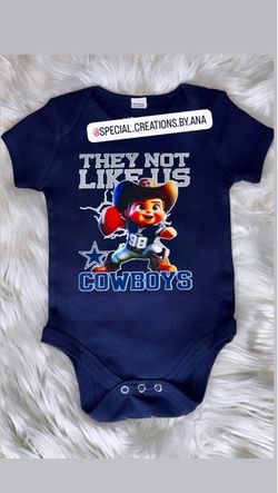 Custom made onesie 💙