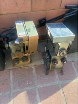 Gate operator for sliding gate