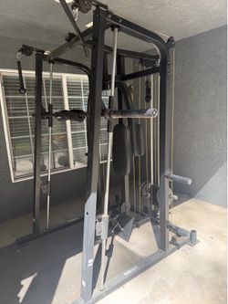 Weider pro 8500 smith machine. Plus bench