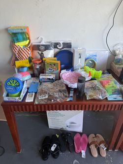 Pool,kitchen ,shoes