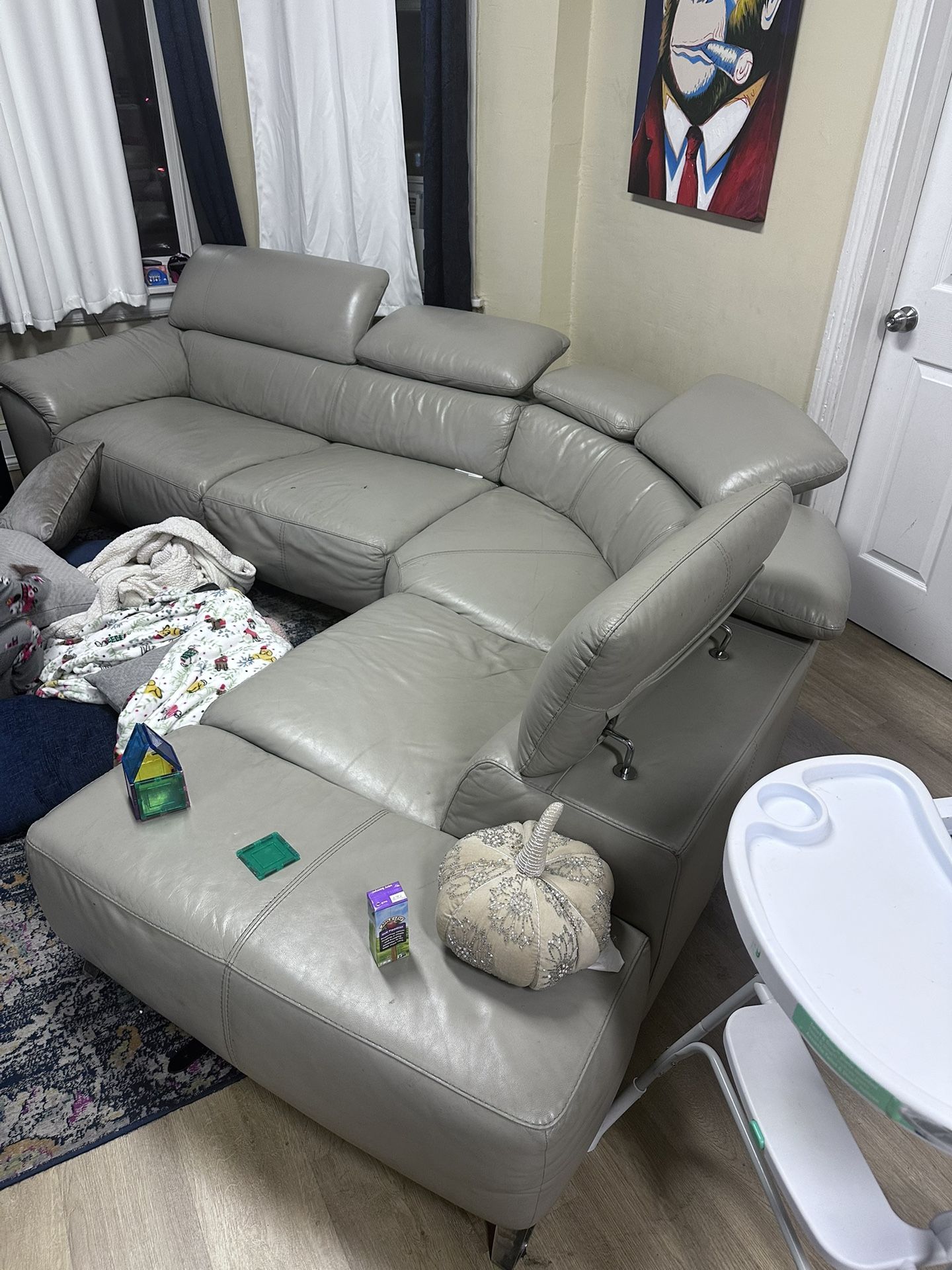 Leather Sectional W/ Pillow