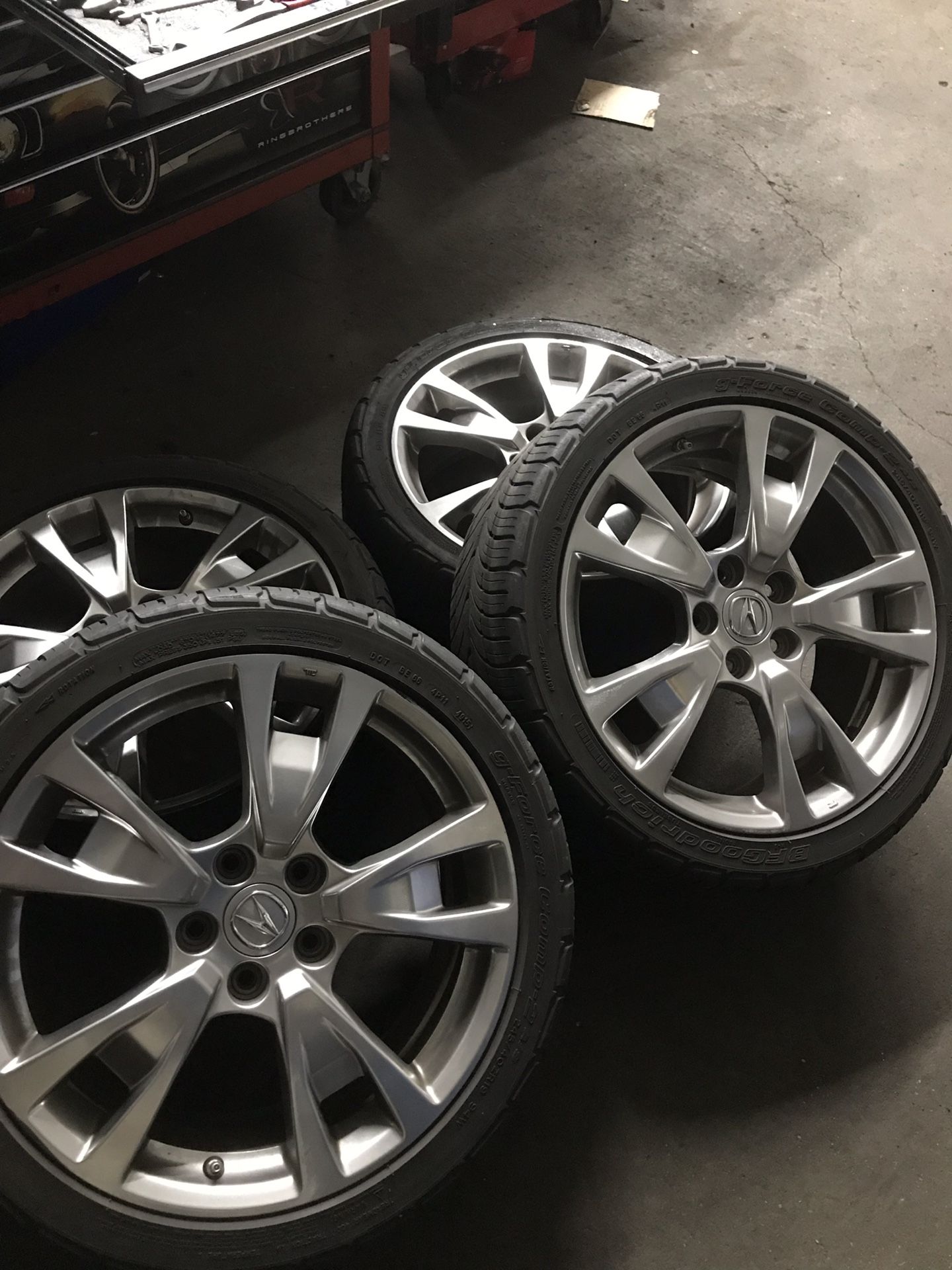 Acura TL 19 Rims and Tires