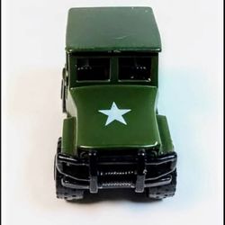 Ford GP Army Jeep Collectable Toy Car • Maisto  • Vintage  • 3"-Long .