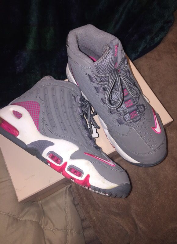 Pink griffeys store