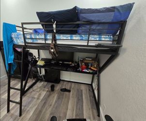 Bunk bed + Desktop with Computer support