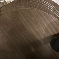 7 Foldable Round Tables 