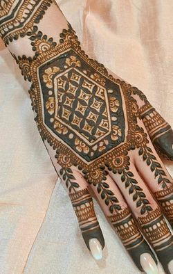 7 Henna Cones Thumbnail
