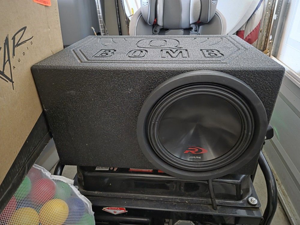 10 Inch Alpine Type R Subwoofer In Q Bomb Enclosure. 