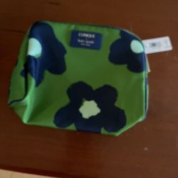Clinique X Kate spade Make Up Bag