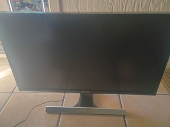 Samsung monitor it's open box but bran new