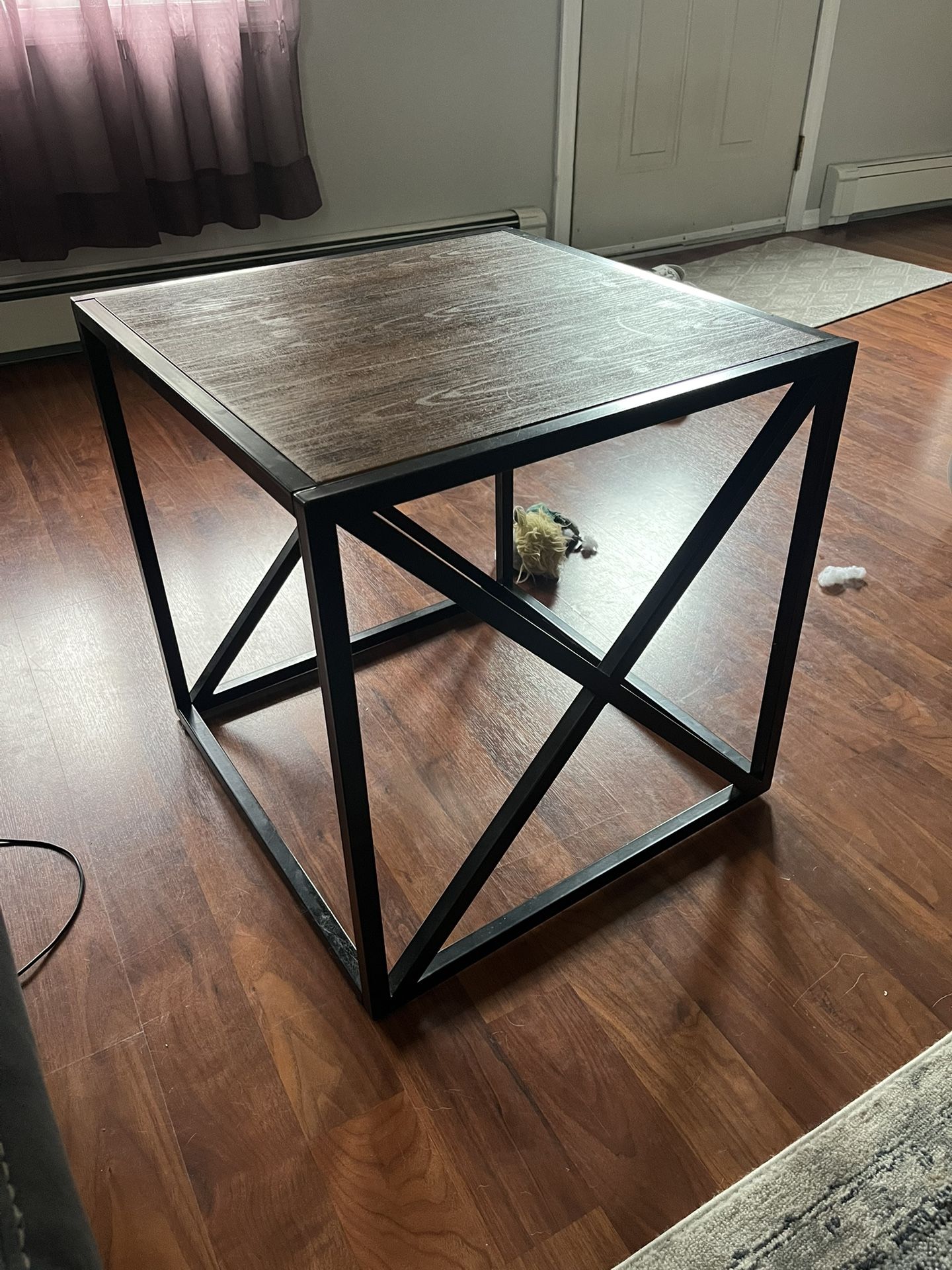 Side Table/ Coffee Table/ End Table