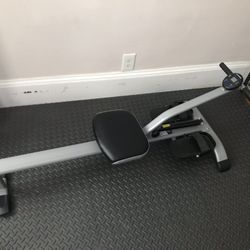 Rowing Machine 