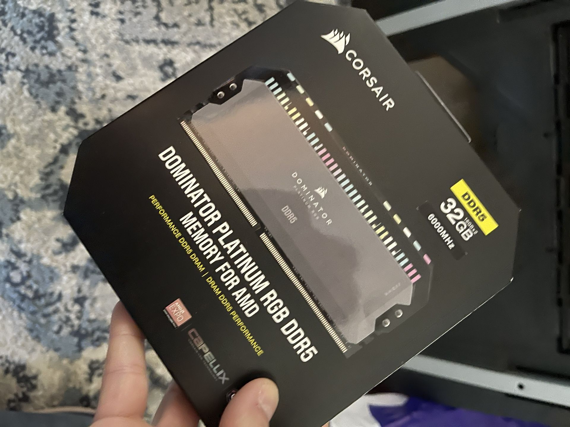 DOMINATOR® PLATINUM RGB 32GB (2x16GB) DDR5 DRAM 6000MT/s CL30 AMD EXPO & Intel XMP Memory Kit