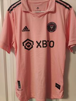 Lot of 18 Messi jerseys hoodies t shirts shorts
