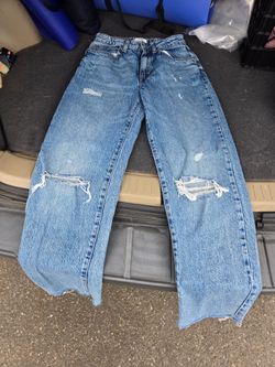 womens ripped jeans