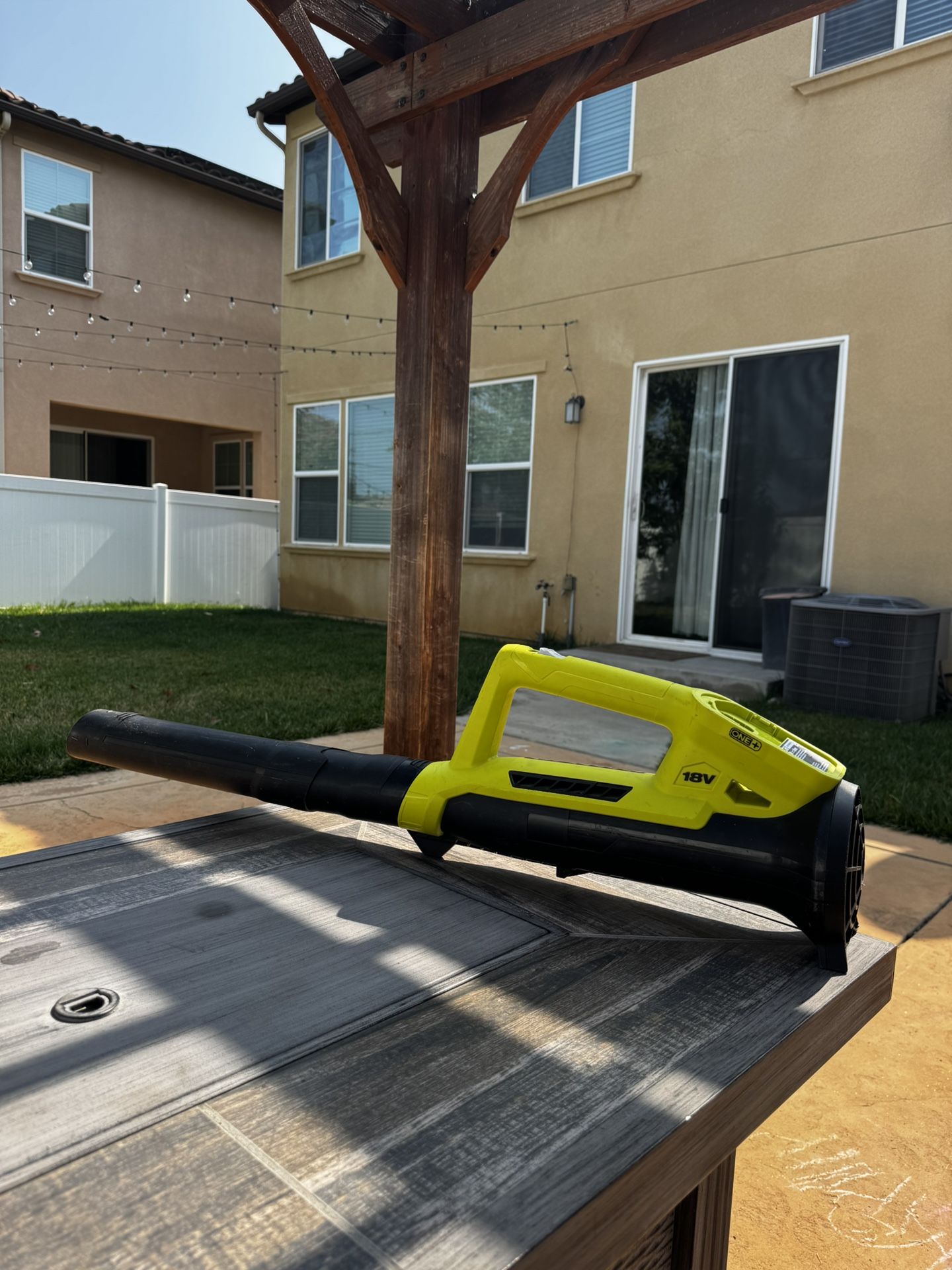 Ryobi P2109 Leaf blower