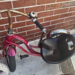 2 Bikes And 2 Trikes 