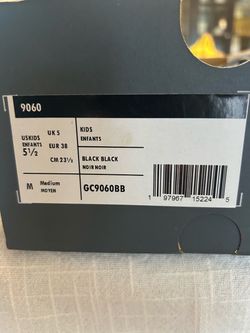 New Balance 9060 Kids Sneakers Black Size 5.5