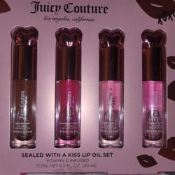 Juicy Couture Sealed With A Kiss Lip Oil Set 