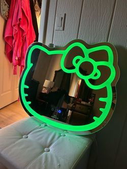 Impressions Vanity Hello Kitty LED Mirror