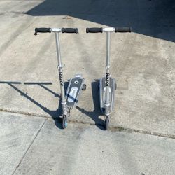 2 Razors
