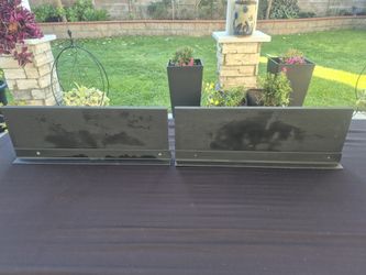 2 Black Shelves With Brackets
