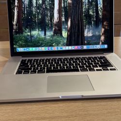Apple MacBook Pro 15” Retina I7/16GB/500GB SSD $350