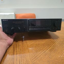 Sony STR-AV320  receiver amp