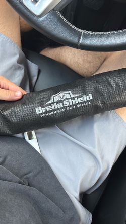 Windshield sun visor umbrella