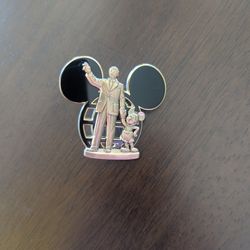 Disney Cast Member Exclusive Partners Pin
