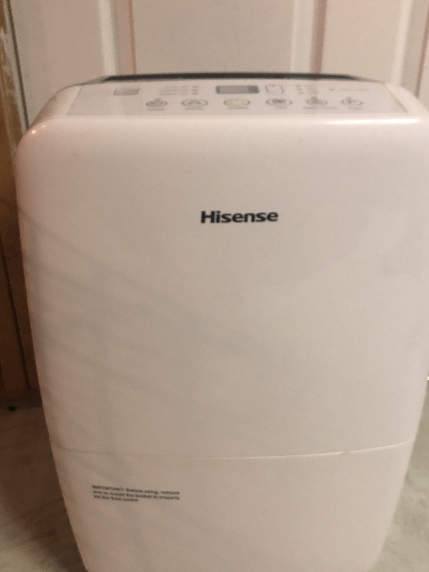 Hisense 70 Pint dehumidifier
