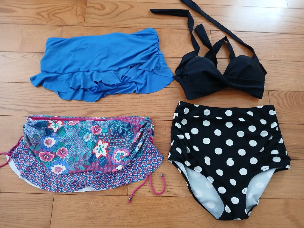 Womens Swimsuit With 2 Exta Bottoms