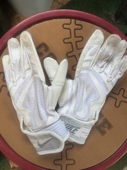 Nike Youth Batting Gloves